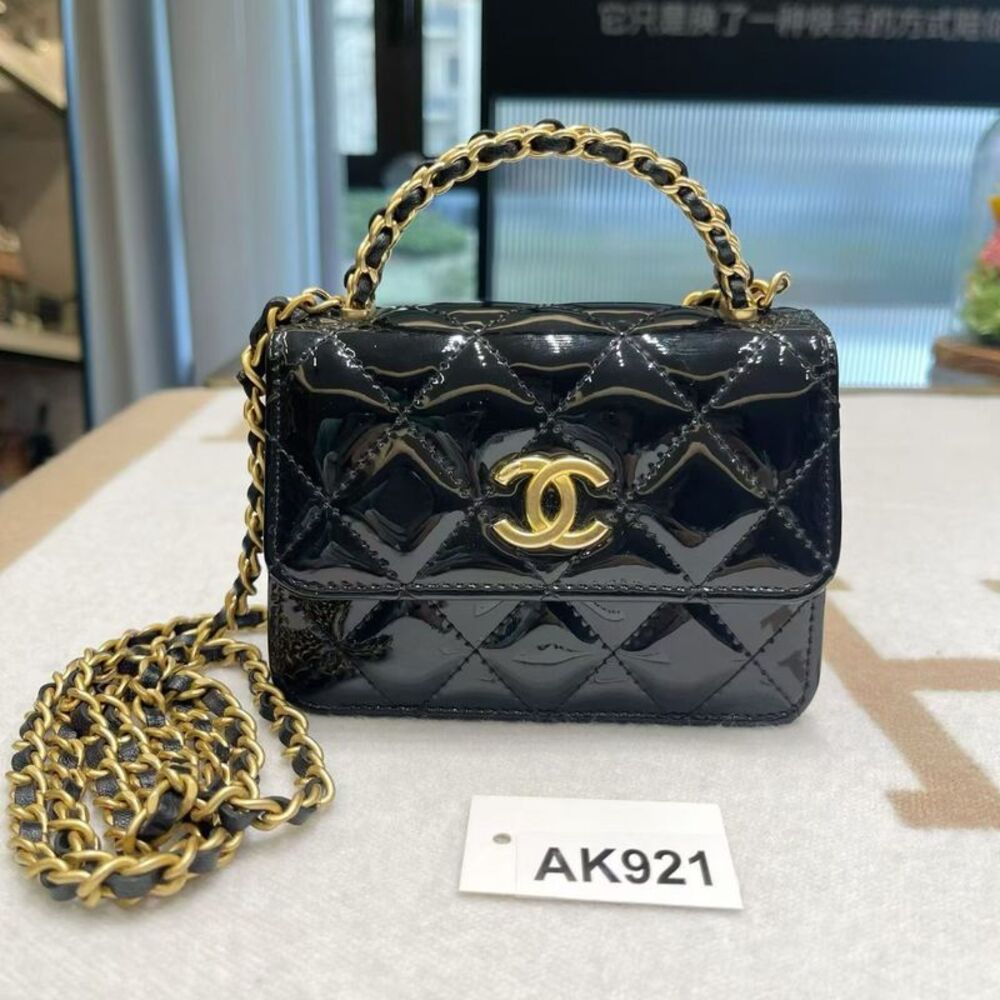 Chanel Women Pre-Loved Bag Very Good Condition